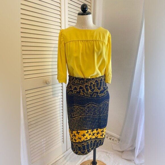 LulaRoe Cassie Blue/Yellow Geometric Print Pencil Skirt Size Large Stretchy Fabr - Picture 8 of 8